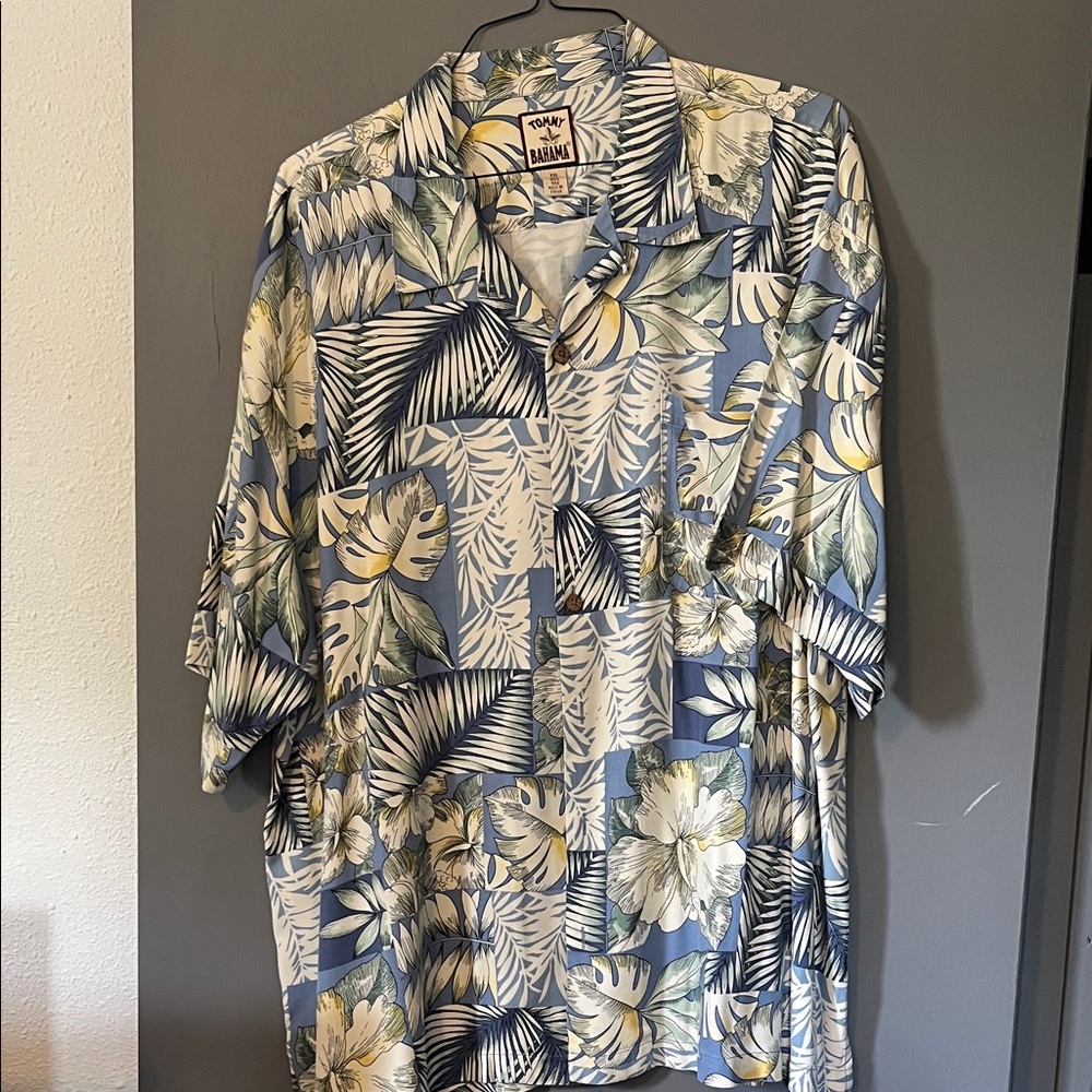 Tommy Bahama Tropical Leaf Print Shirt